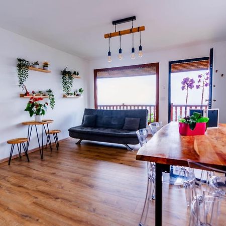 Chalet Sophie - Luxury Chalet Roletto Esterno foto