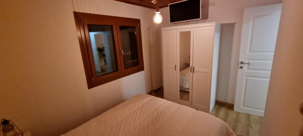 Chalet Sophie - Luxury Chalet Roletto Esterno foto